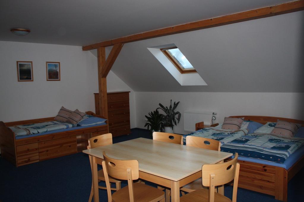 Apartmany Doma Janov nad Nisou Ruang foto