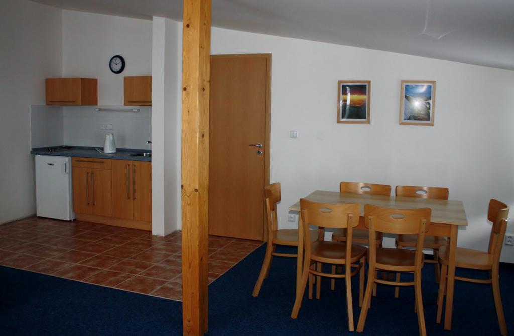Apartmany Doma Janov nad Nisou Ruang foto